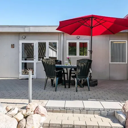 Appartement Haralde - 2-5km From The Sea By Interhome